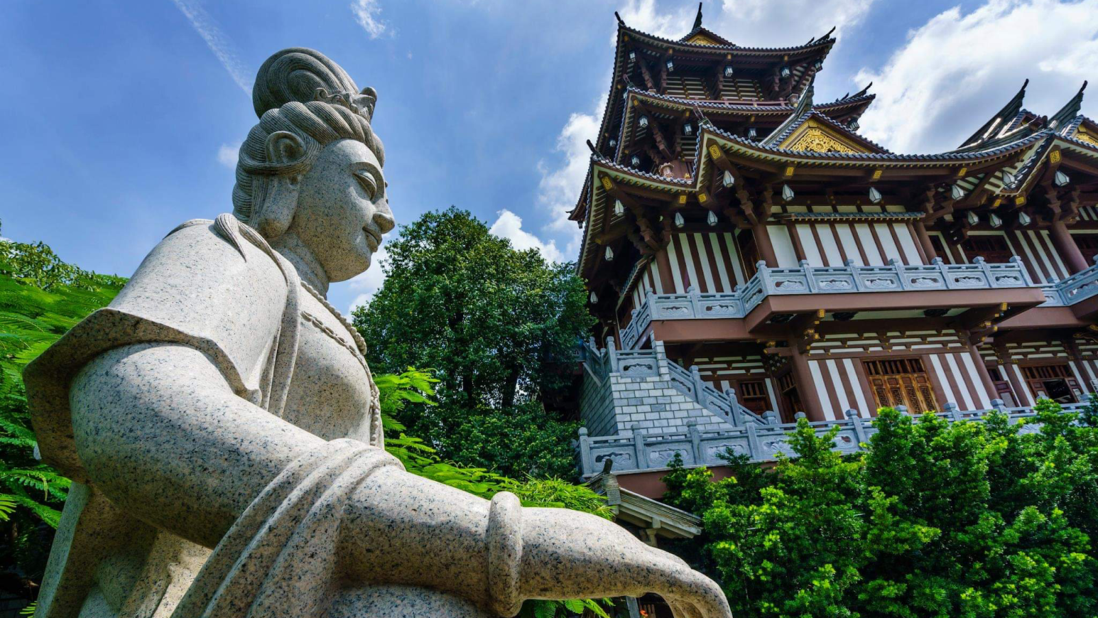 Bảo Tháp Tu Viện Khánh An