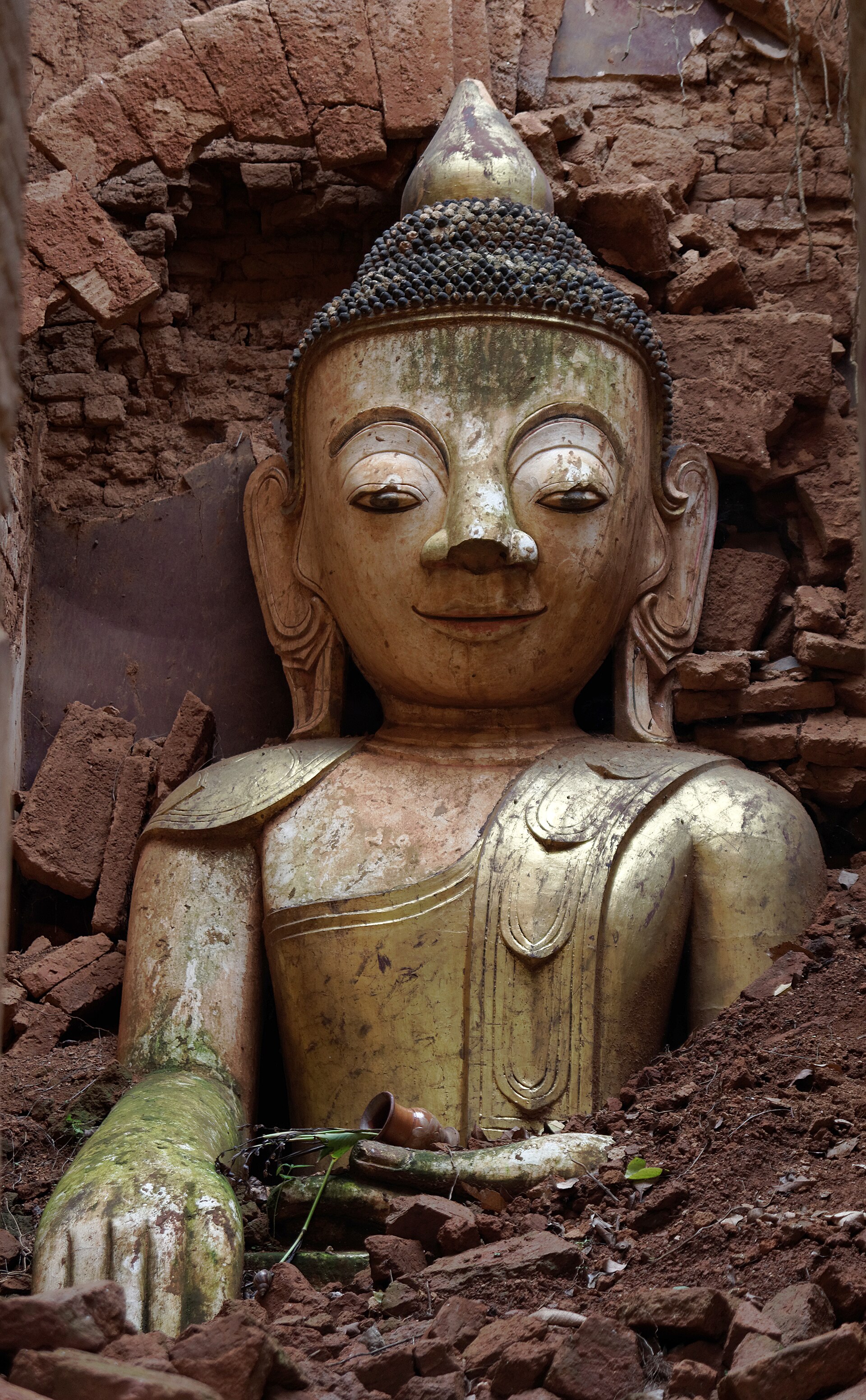 20160805 Buddha Shwe Indein Pagoda 7948
