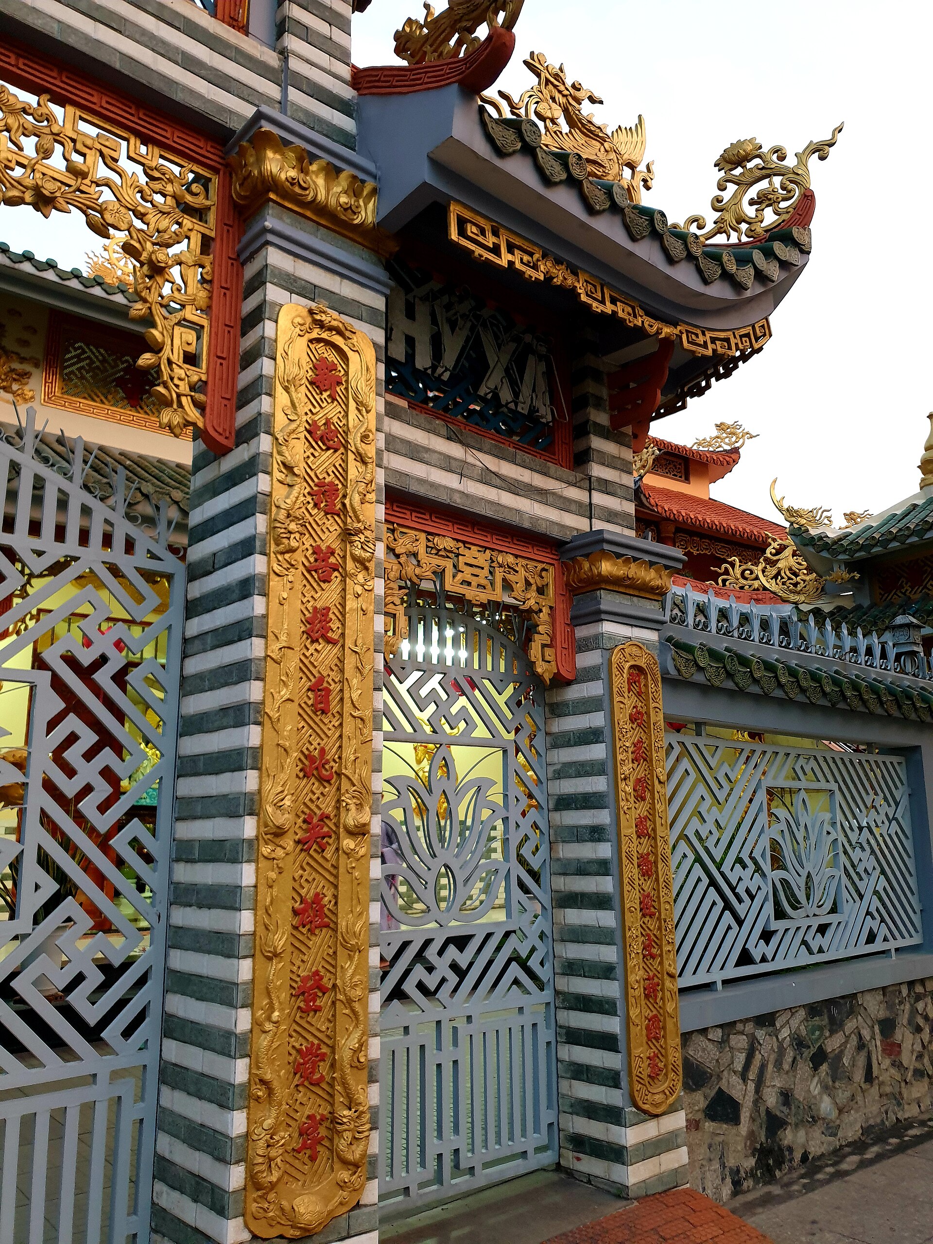 Chùa Tân Hòa (cổng chùa) (3)