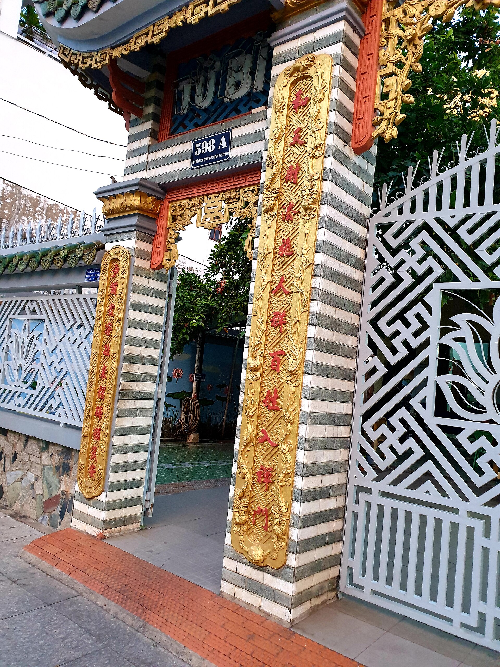 Chùa Tân Hòa (cổng chùa) (10)