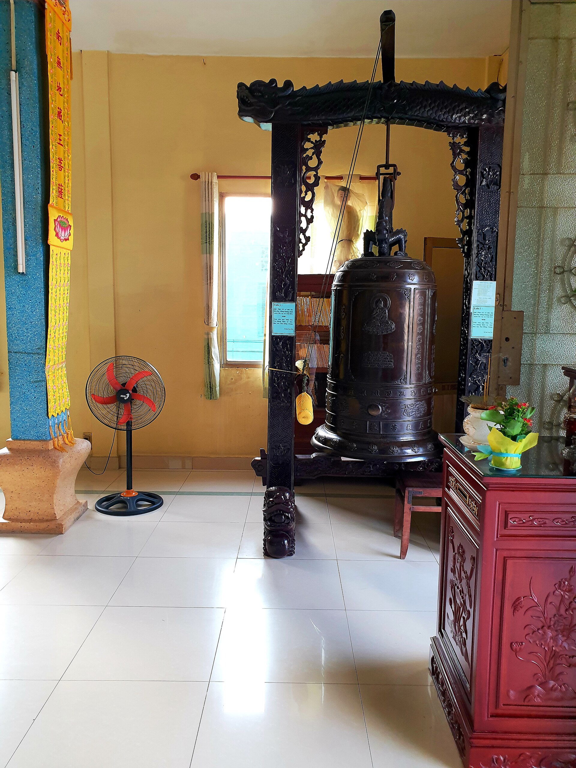 Chùa Vạn Phước, Bình Tân (chuông chùa), tháng 12 năm 2021 (3)