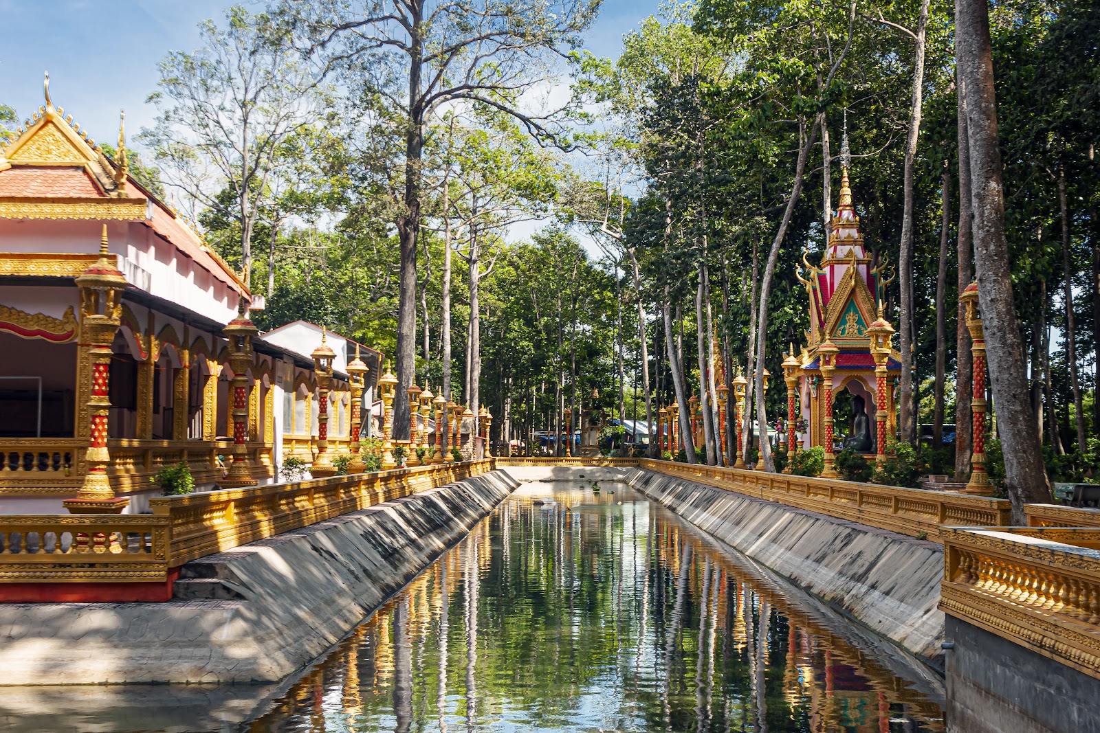 Chùa Khmer chùa Âng
