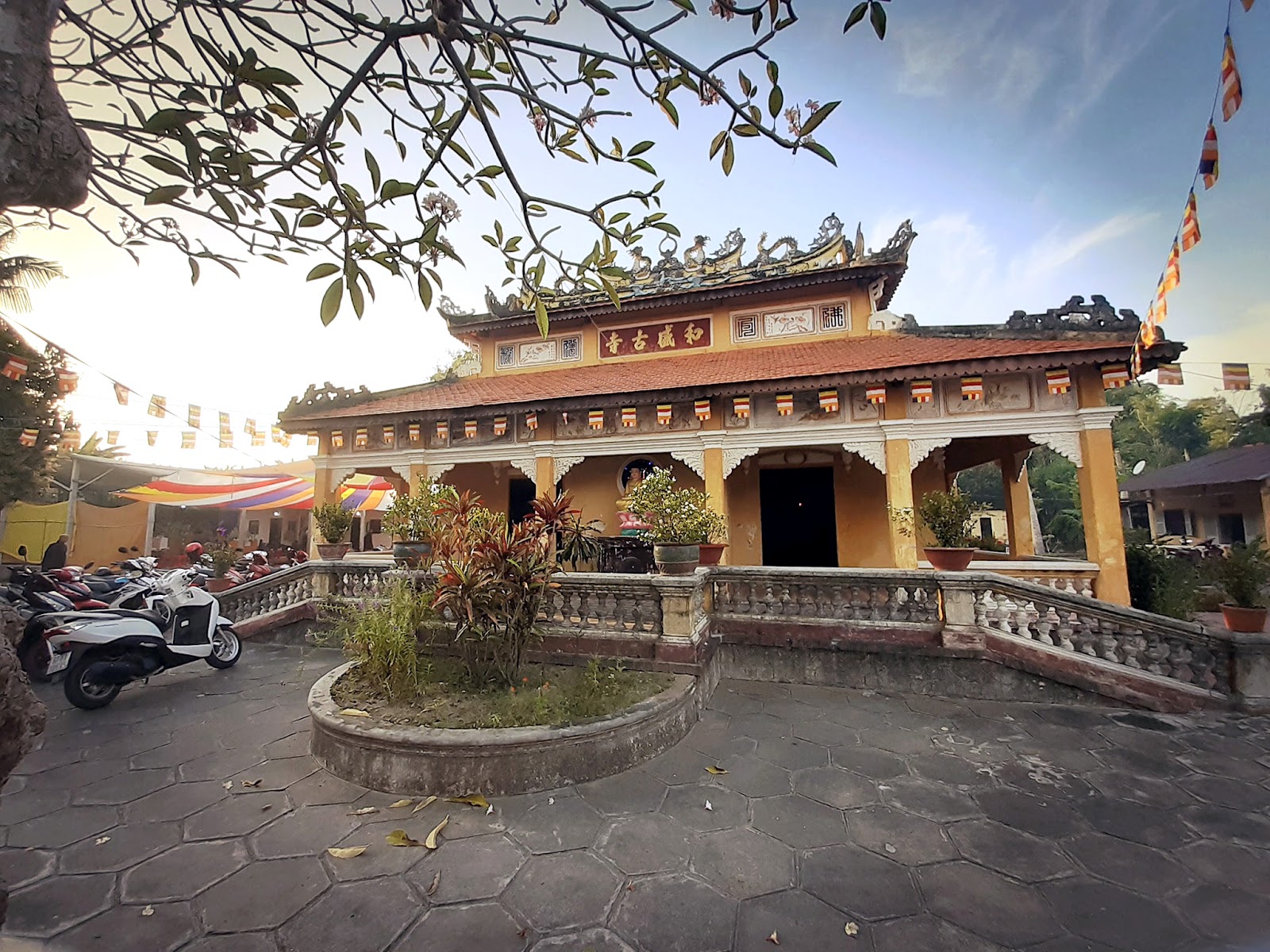Chùa Hòa Thạnh (Chùa Cây Mít)
