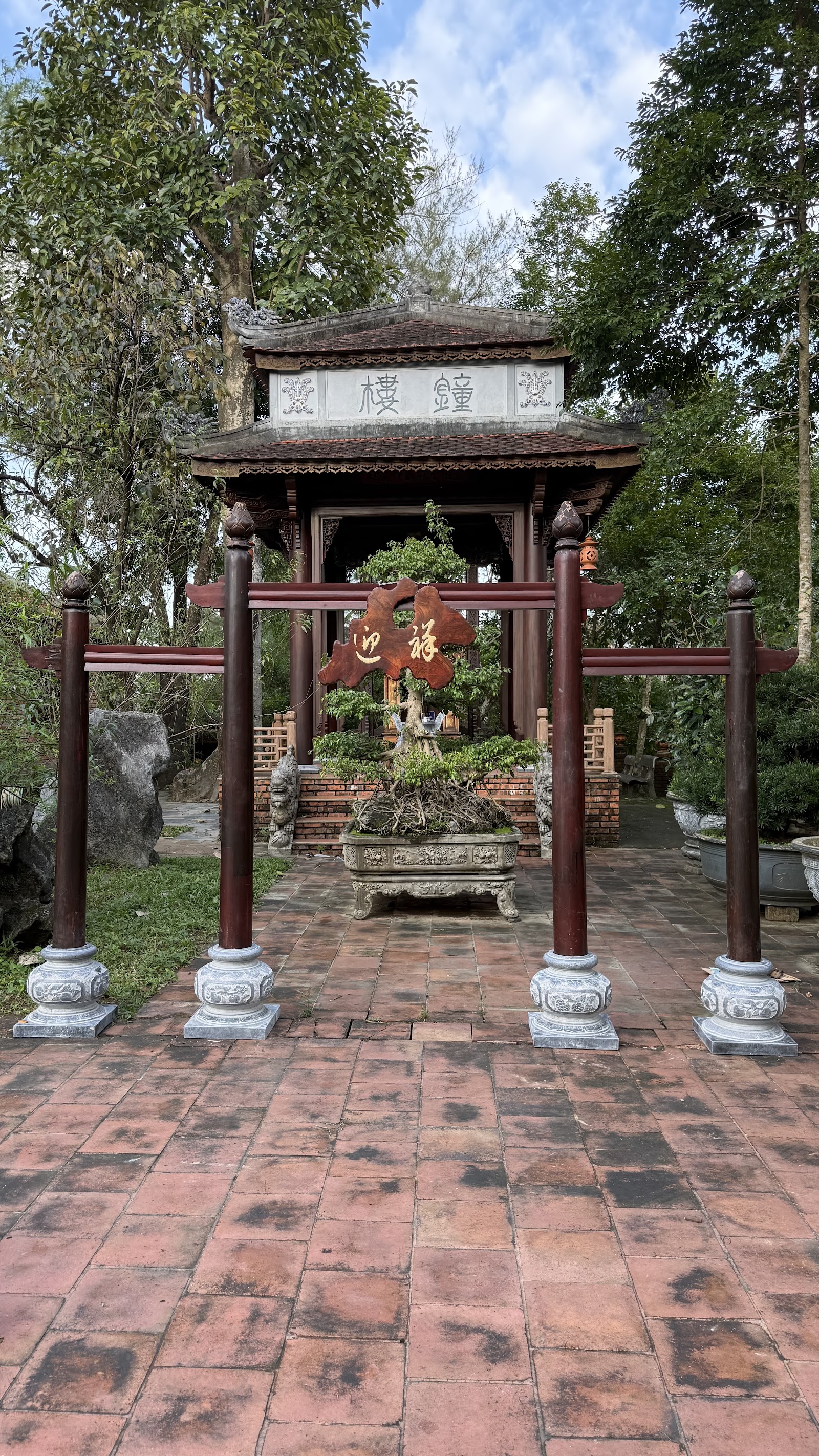 Chùa Châu Lâm