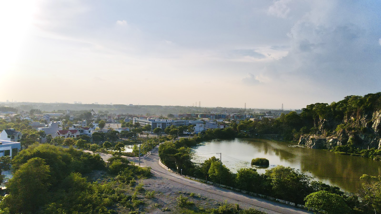 Núi Châu Thới
