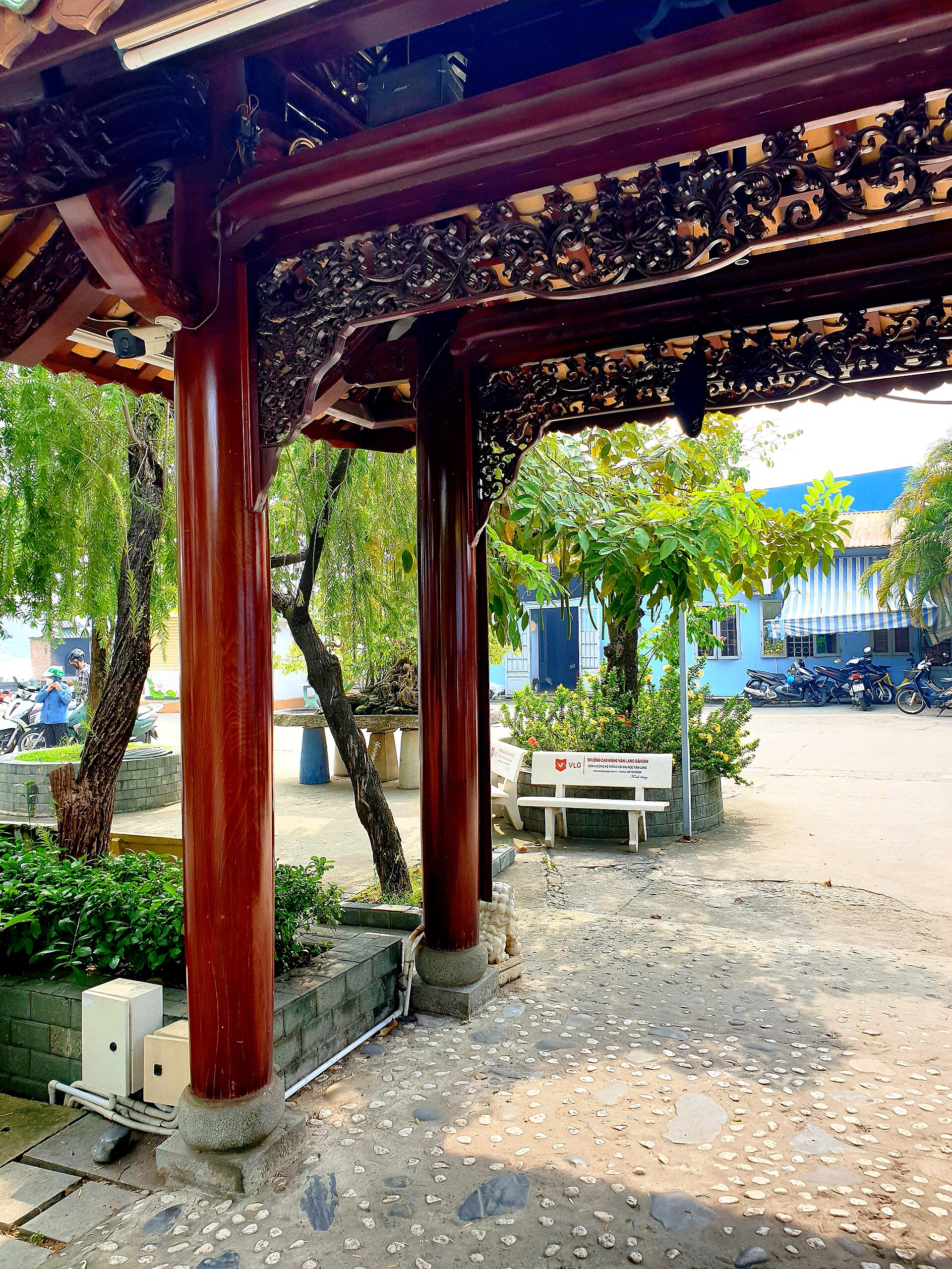 Chùa Diệu Pháp (Cổng mái) (6)