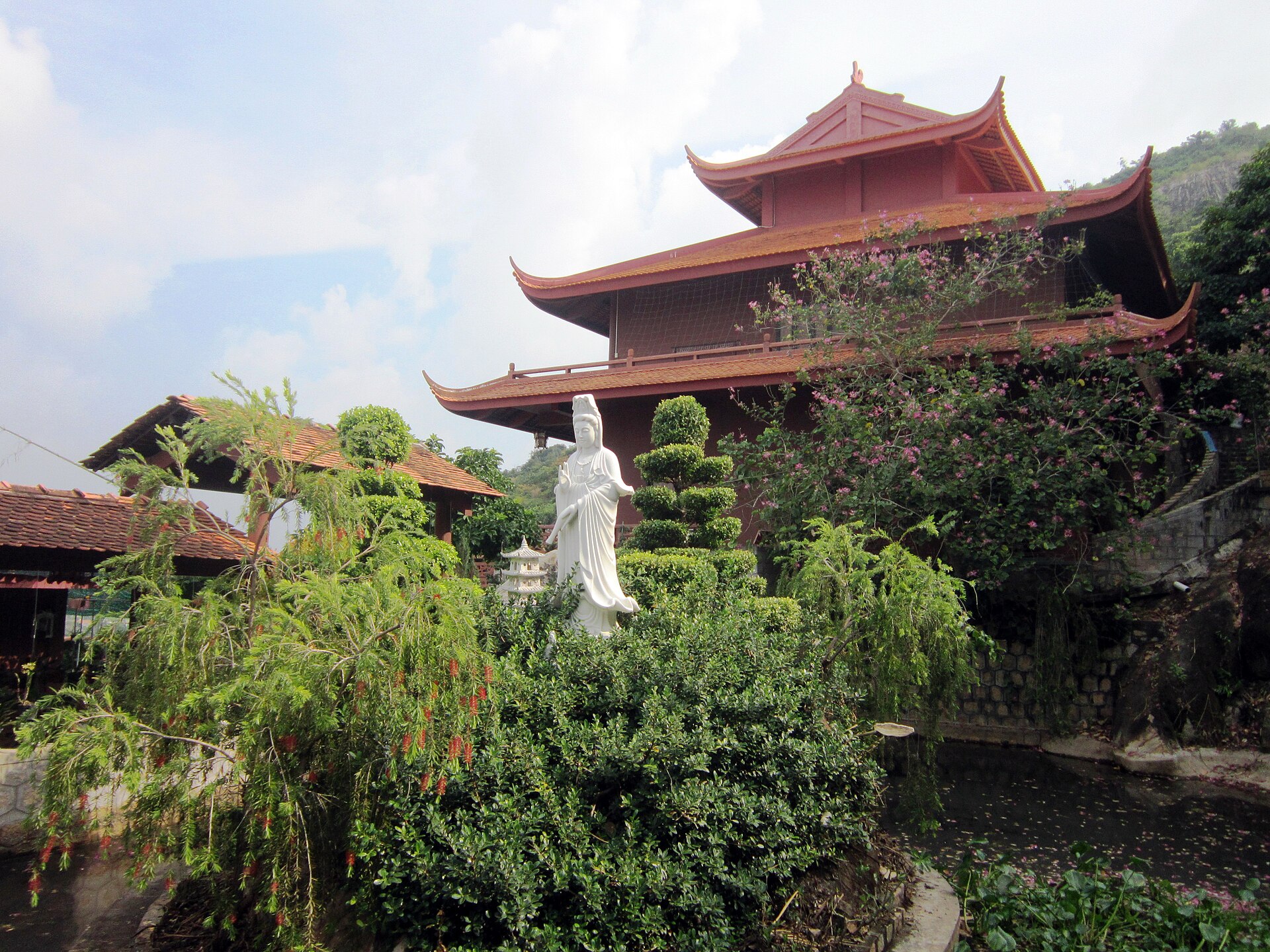 Chùa Hang (ảnh 2)