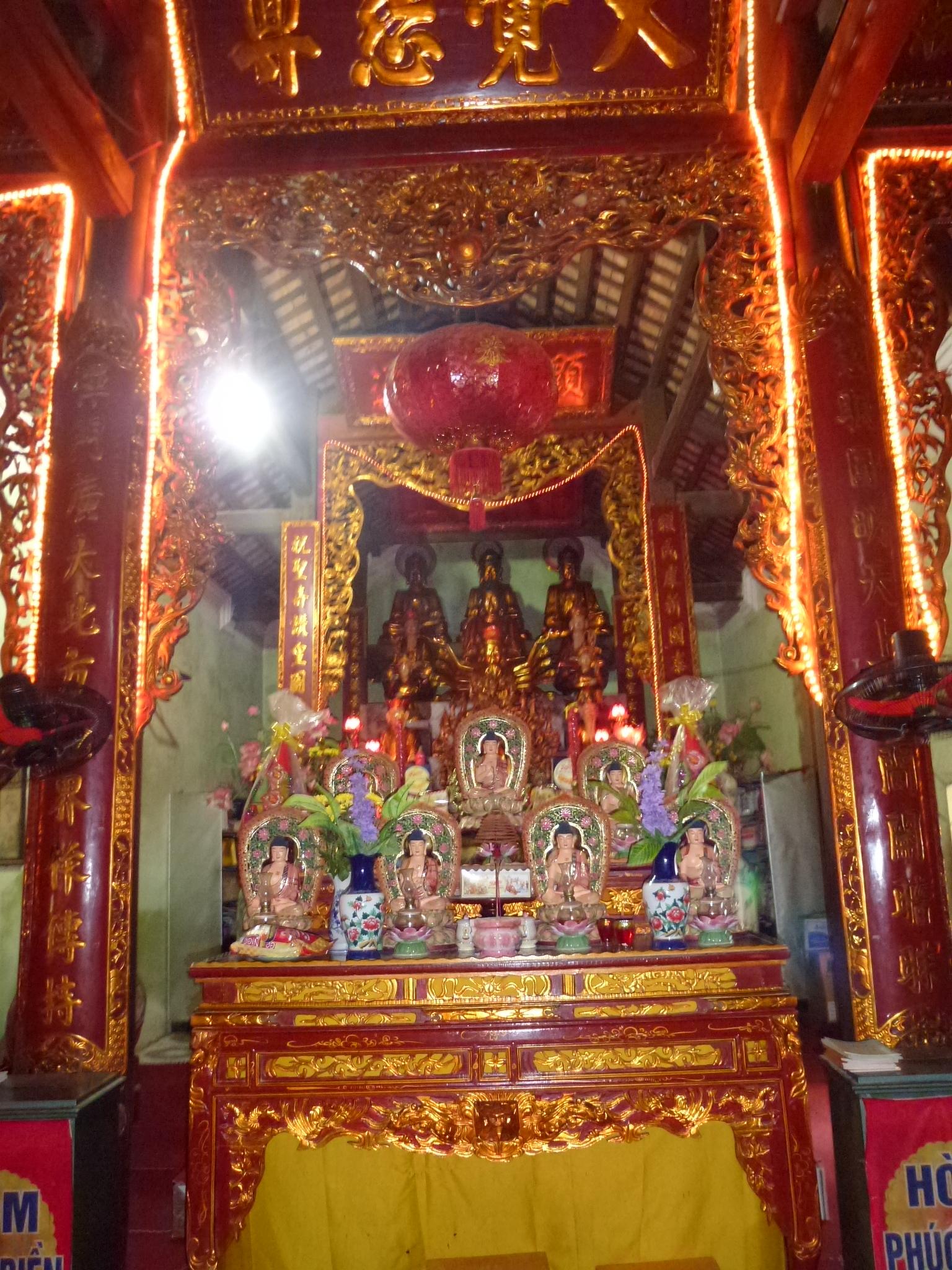 Hoa Long pagoda 3