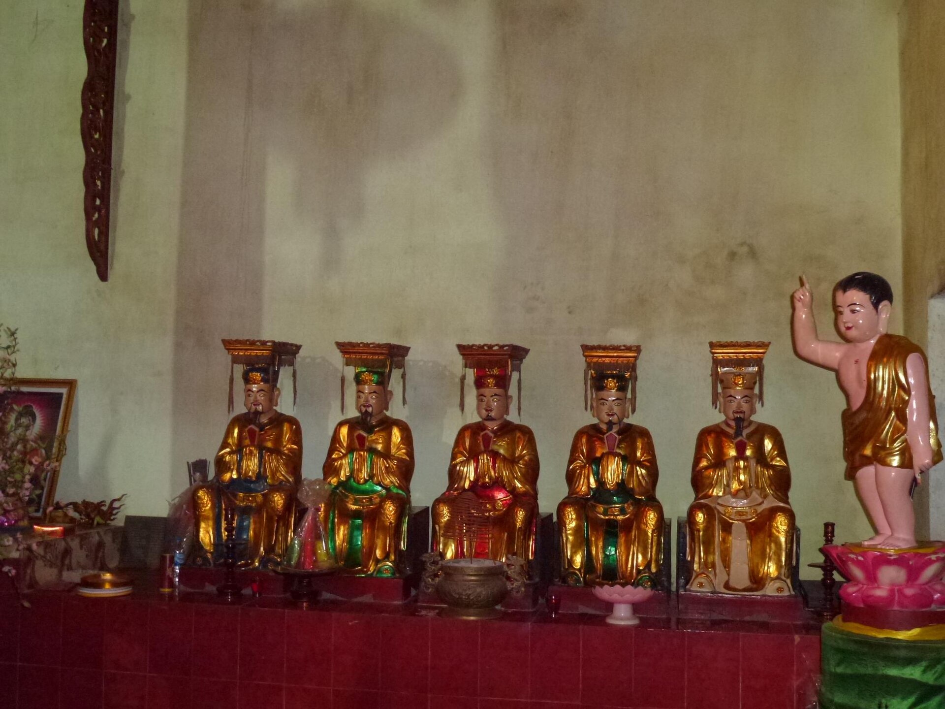Hoa Long pagoda 5