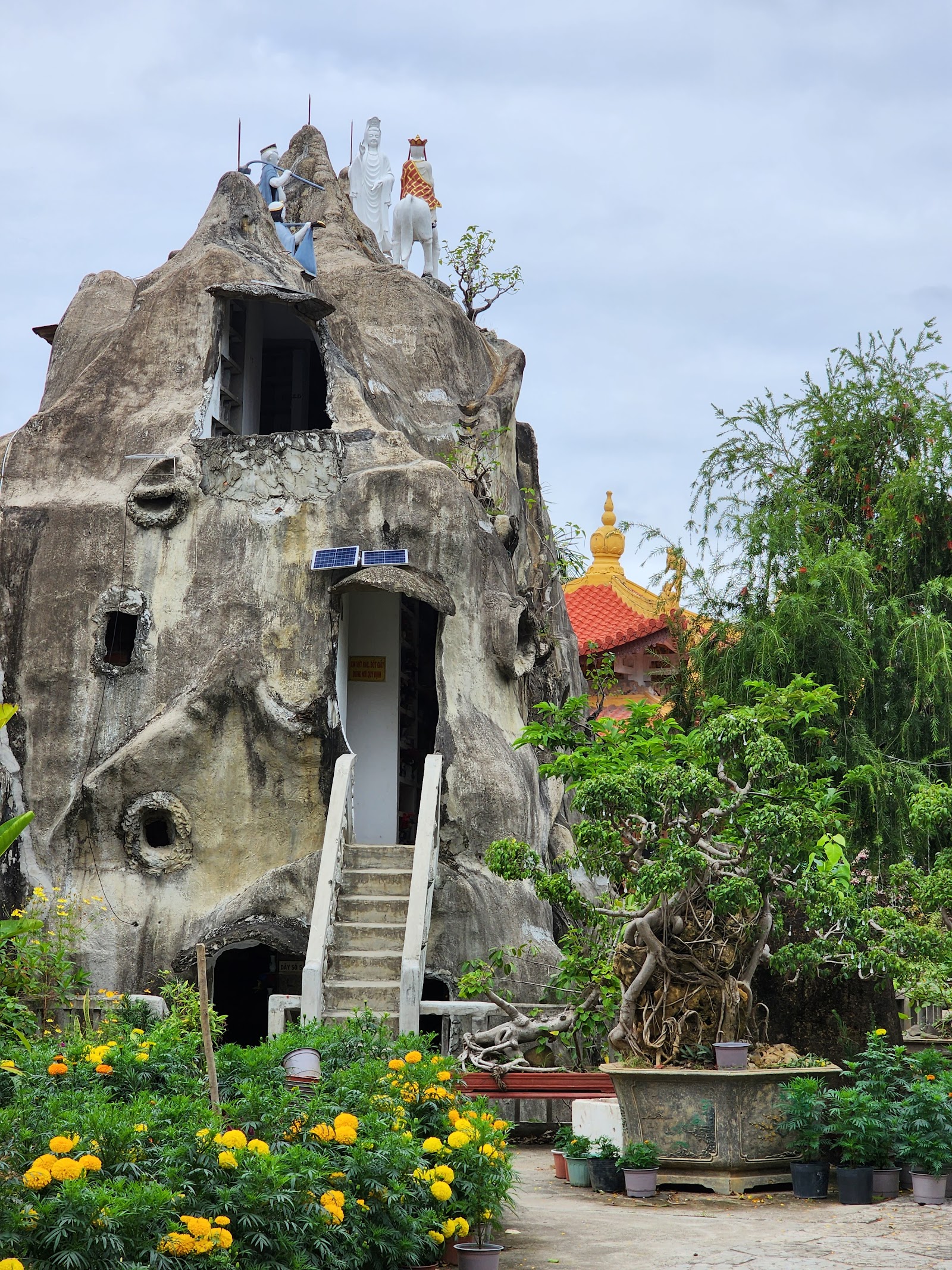 Chùa Hoa Quang