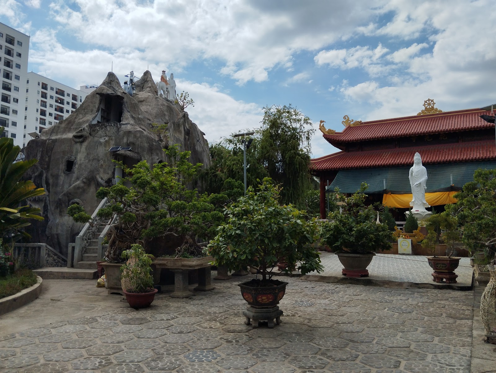Chùa Hoa Quang