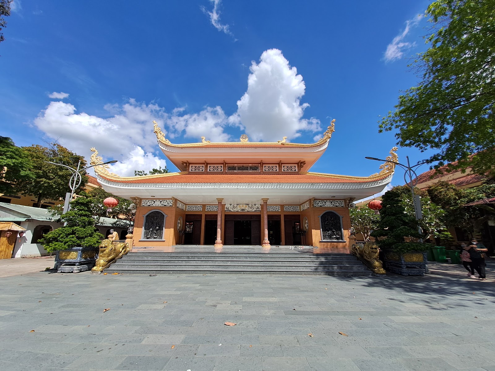 Chùa Hoằng Pháp