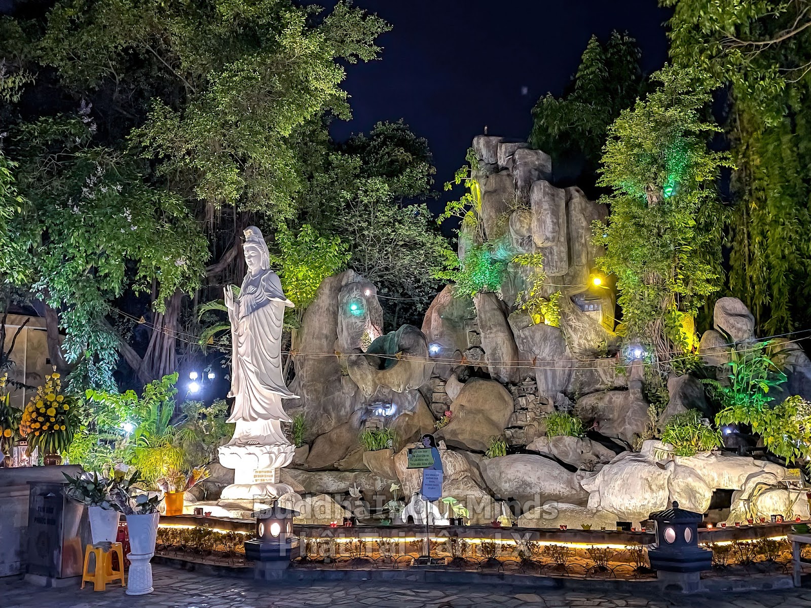 Chùa Hoằng Pháp