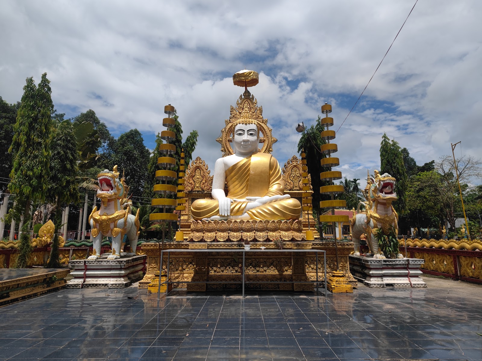 Chùa Ka Ot [KIRISAT TRAY MEN CHEY] Chùa Kà Ốt