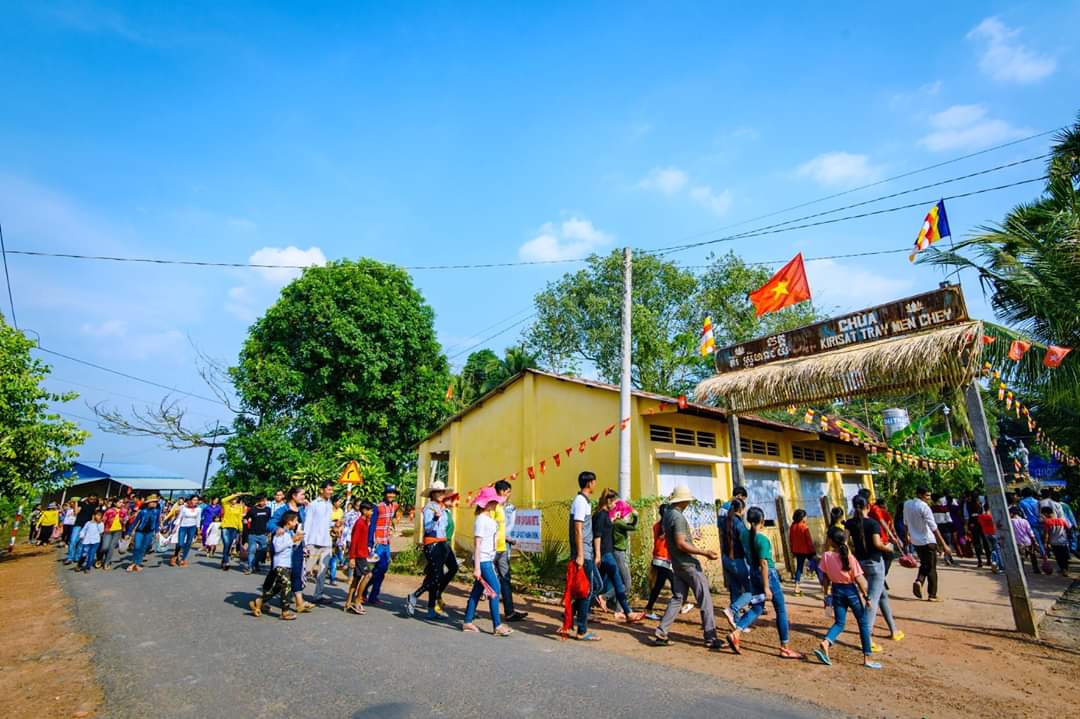 Chùa Ka Ot [KIRISAT TRAY MEN CHEY] Chùa Kà Ốt