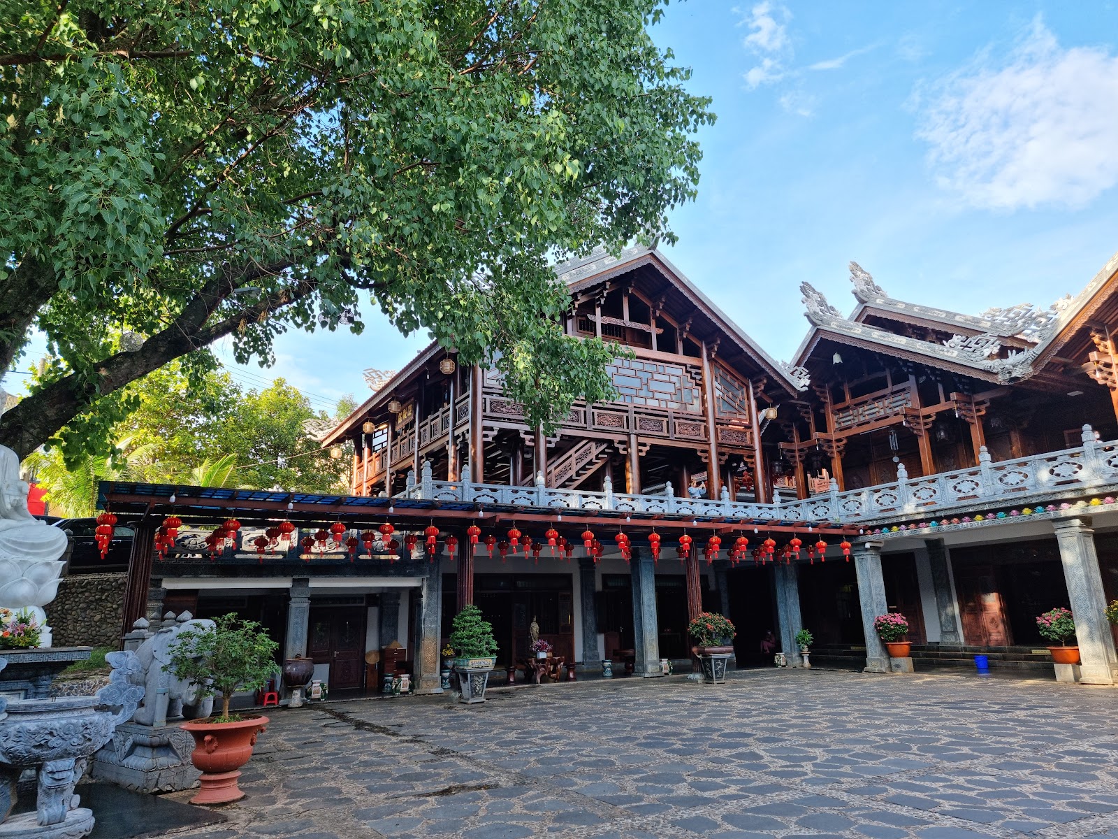 Chùa Sắc Tứ Khải Đoan