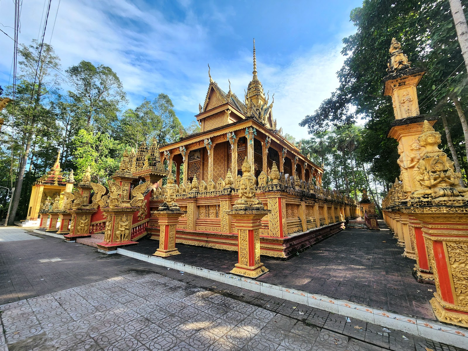 Chùa Khmer Phù Ly