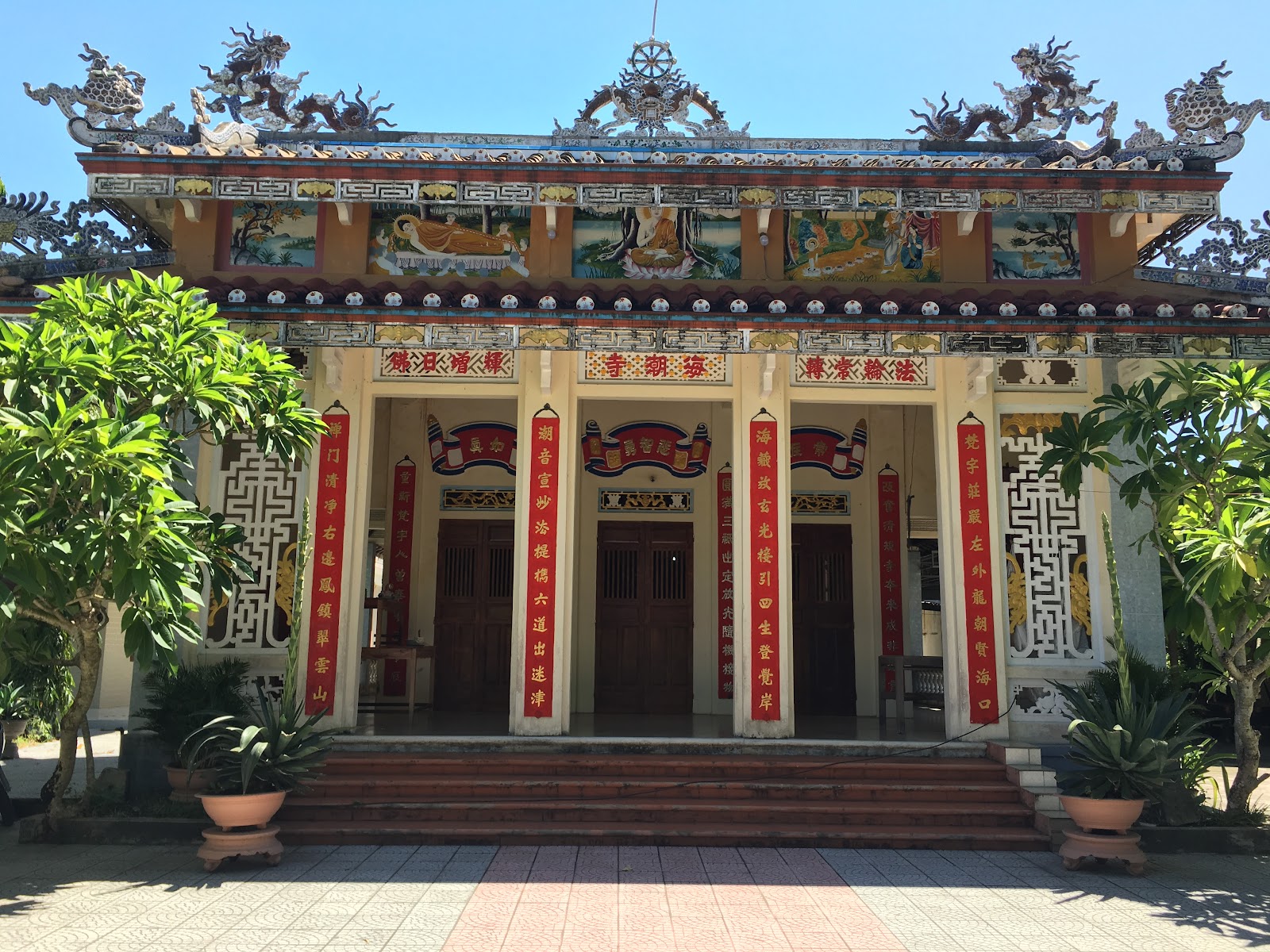 Chùa làng Hải Triều