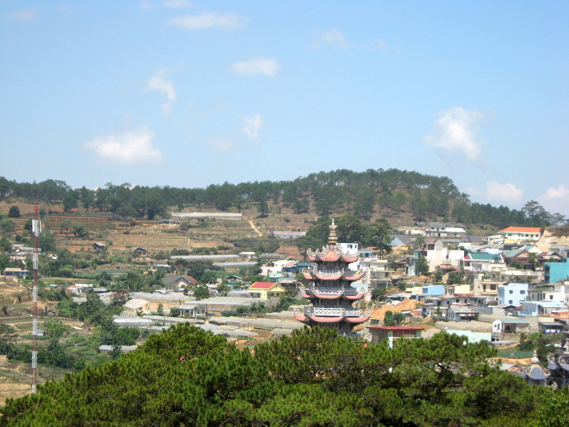 Linh Phuoc Pagoda 02