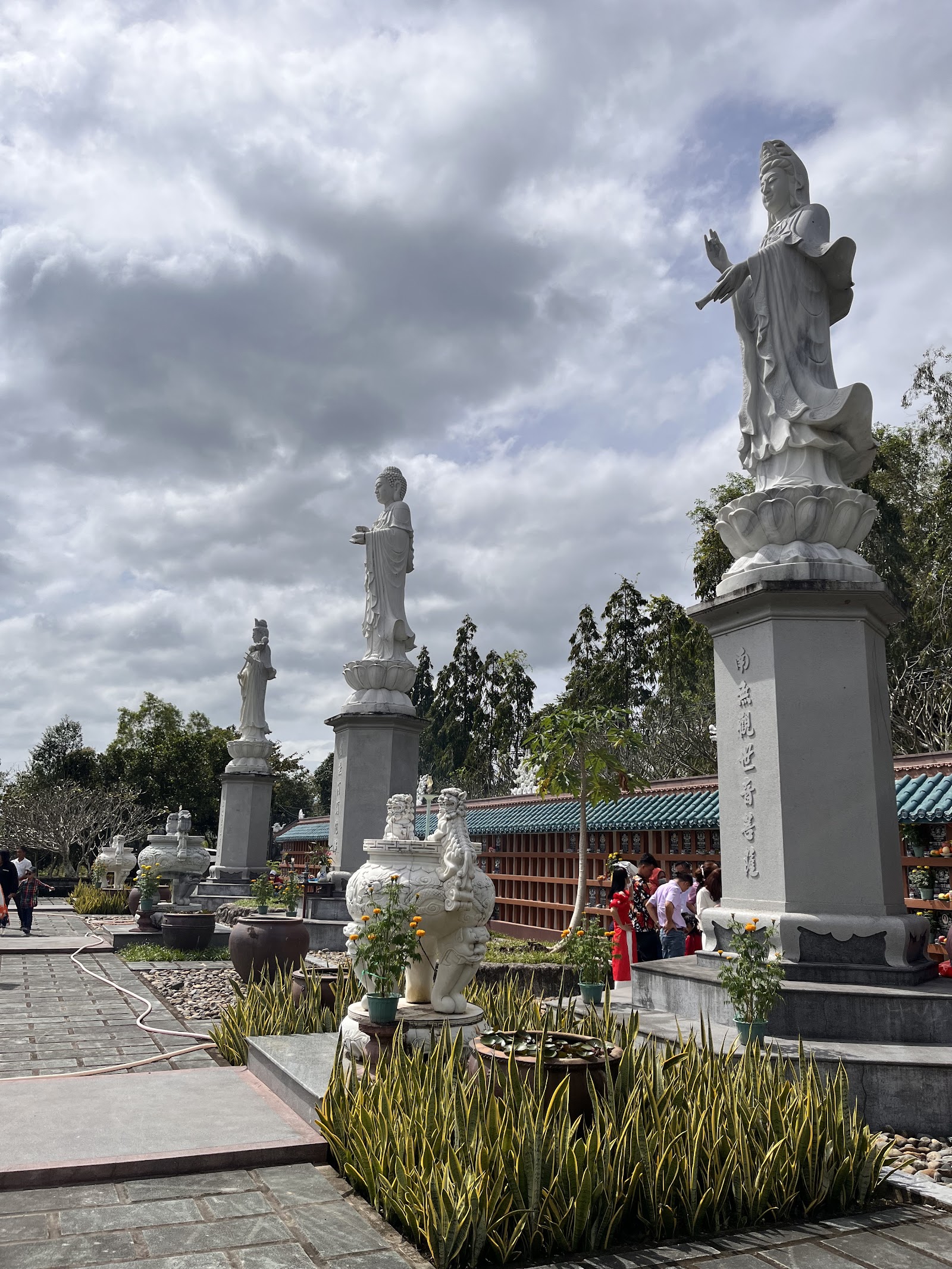 Chùa Linh Quang
