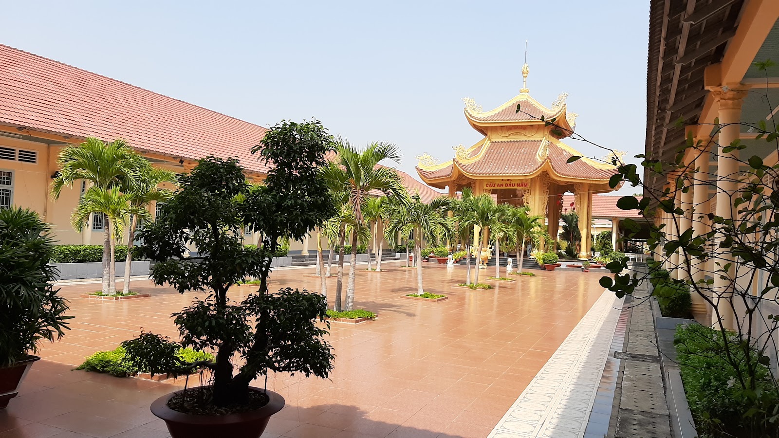 Chùa Linh Quang
