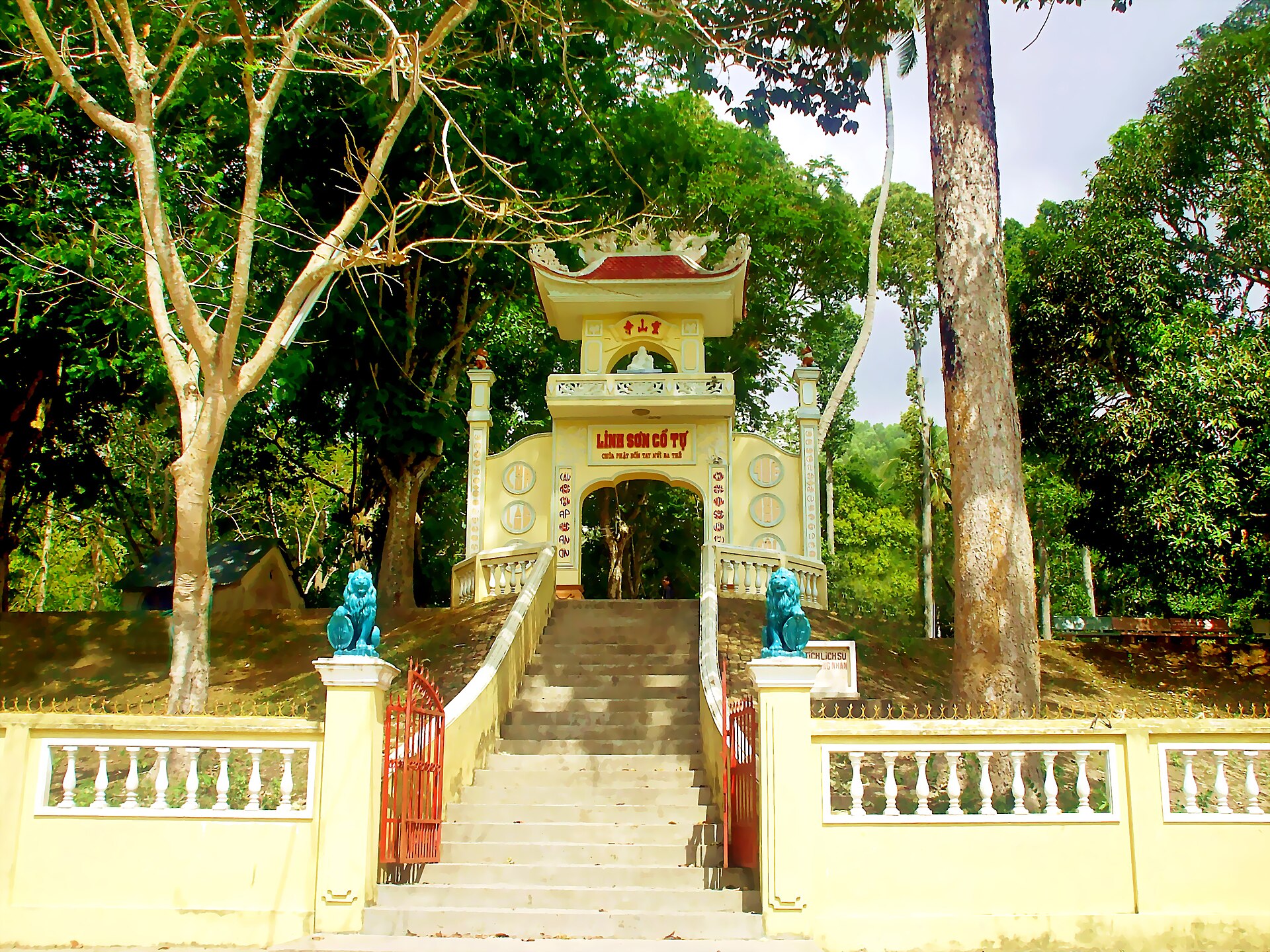 Chùa Linh Sơn