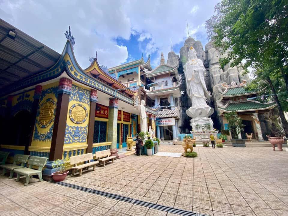 Chùa Linh Sơn Hải Hội