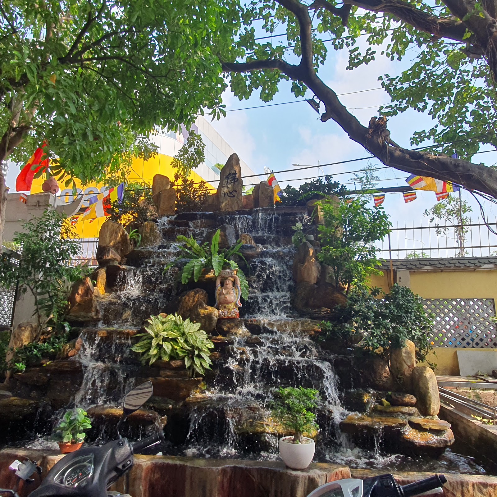 Chùa Linh Sơn Hải Hội