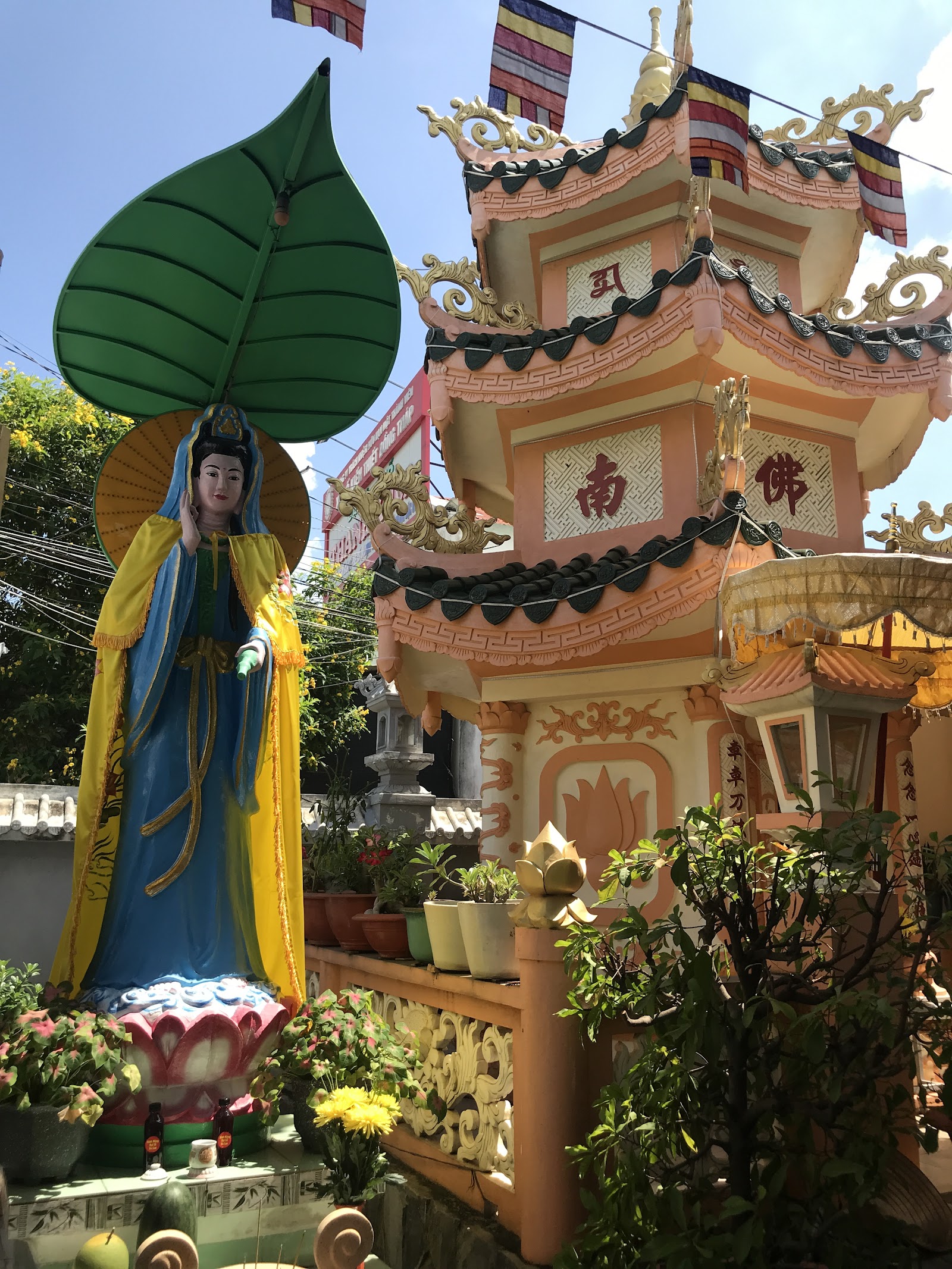 CHÙA LINH SƠN TỪ VÂN