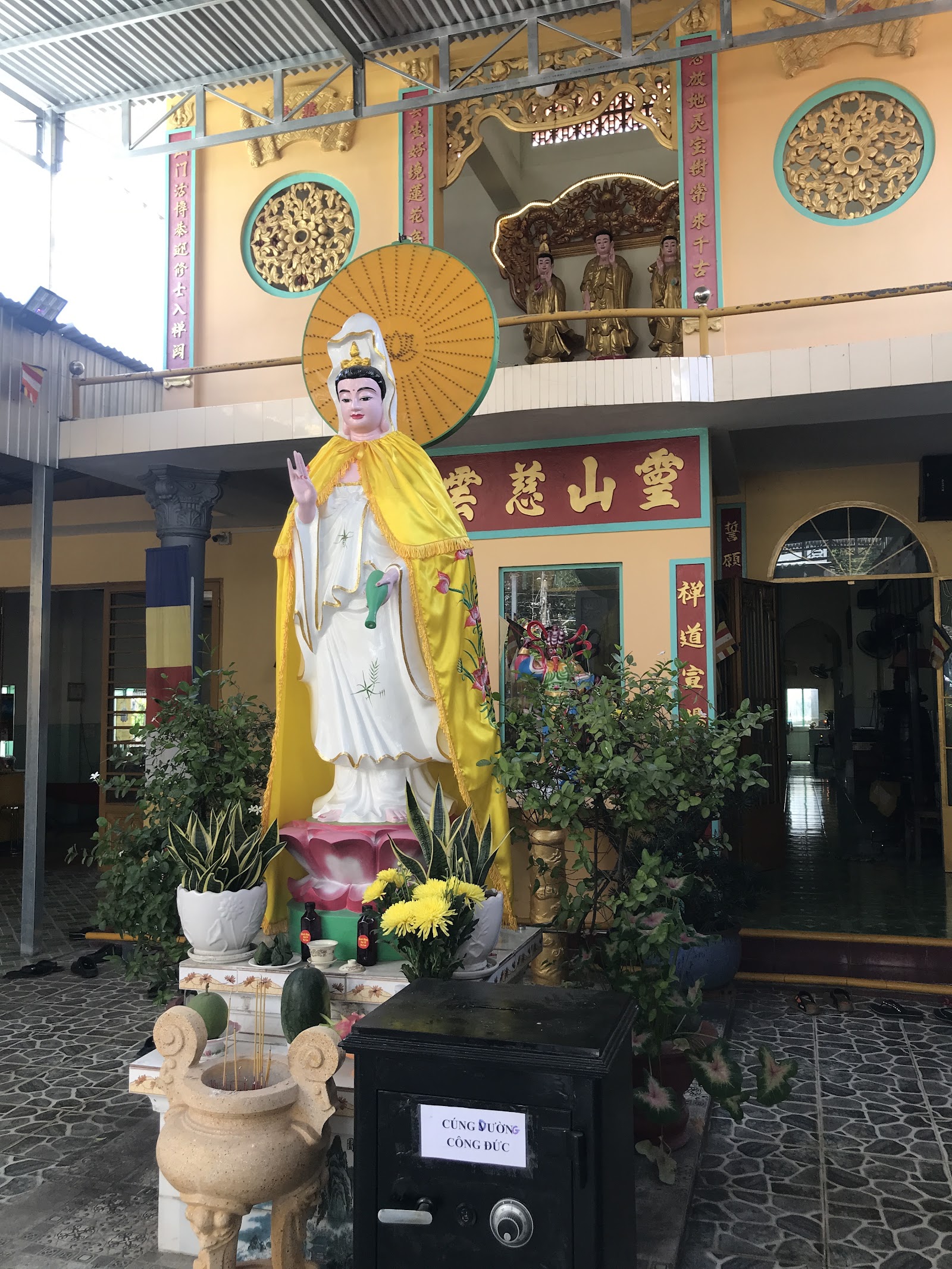 CHÙA LINH SƠN TỪ VÂN