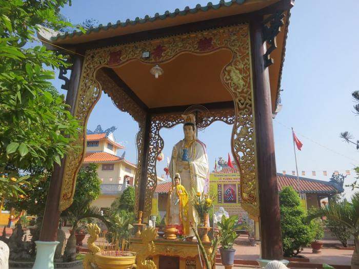 Chùa Long Phú