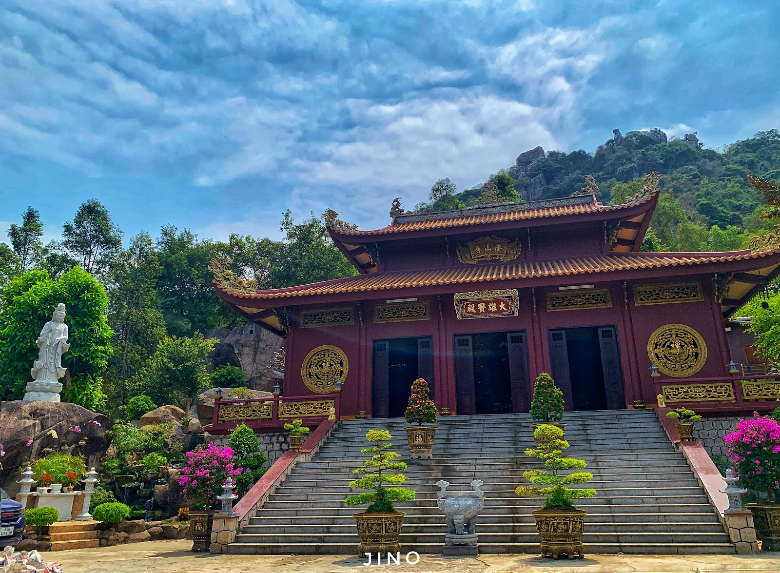 Chùa Long Sơn