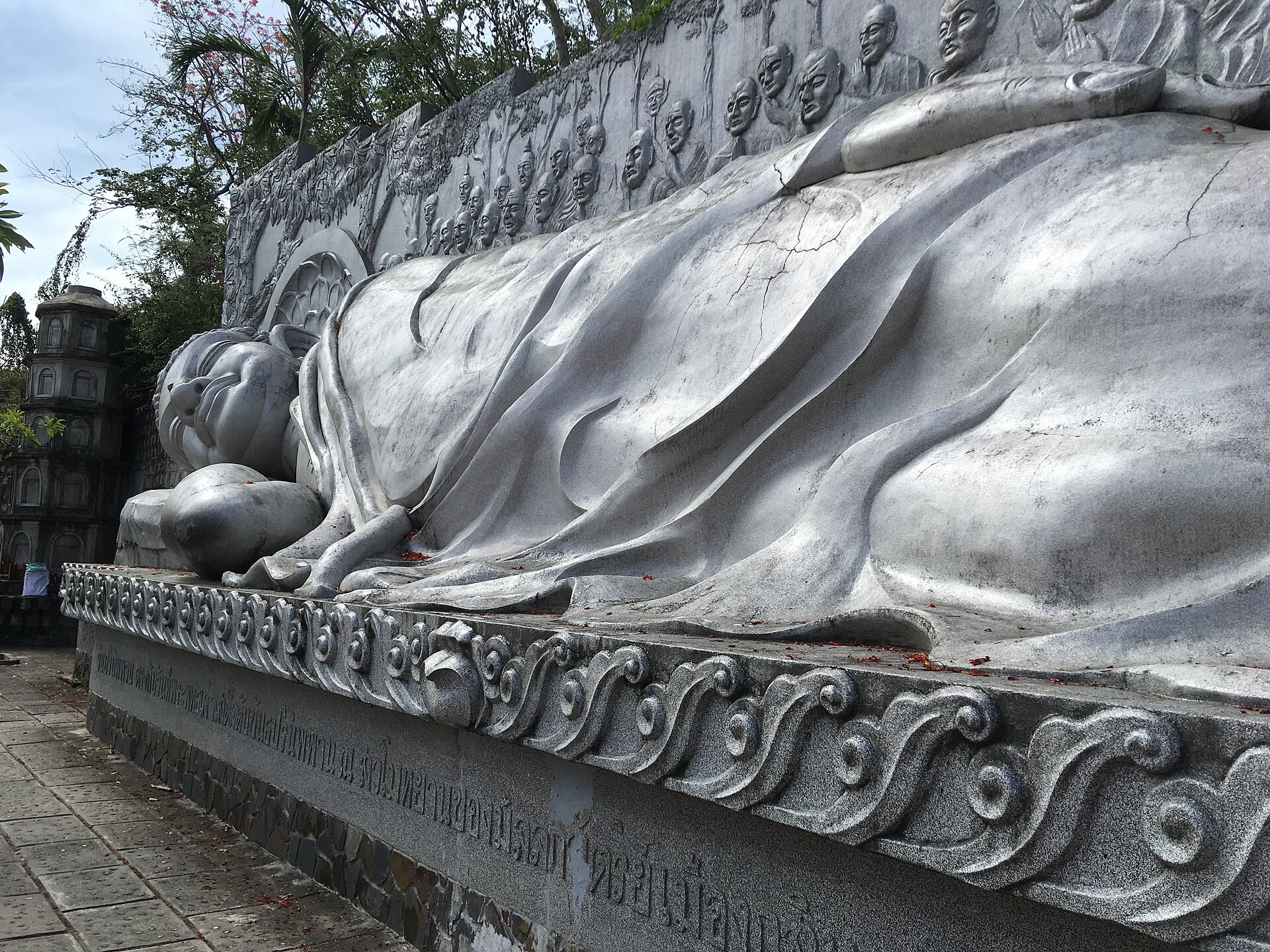 Long Son Pagoda 2