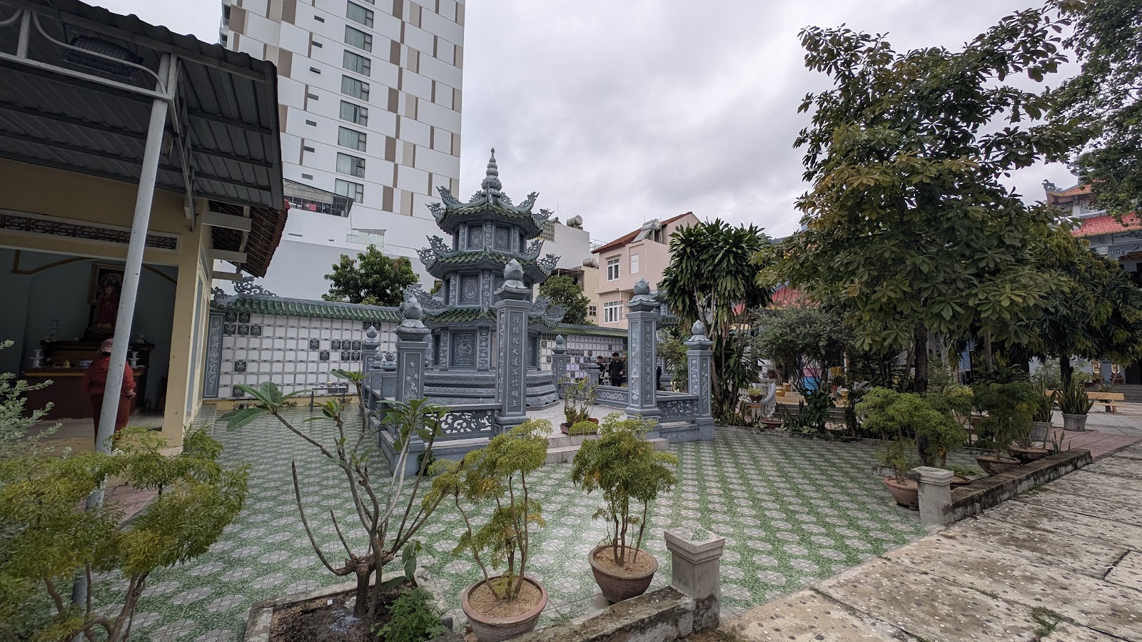 Nghĩa Minh Ni Tự