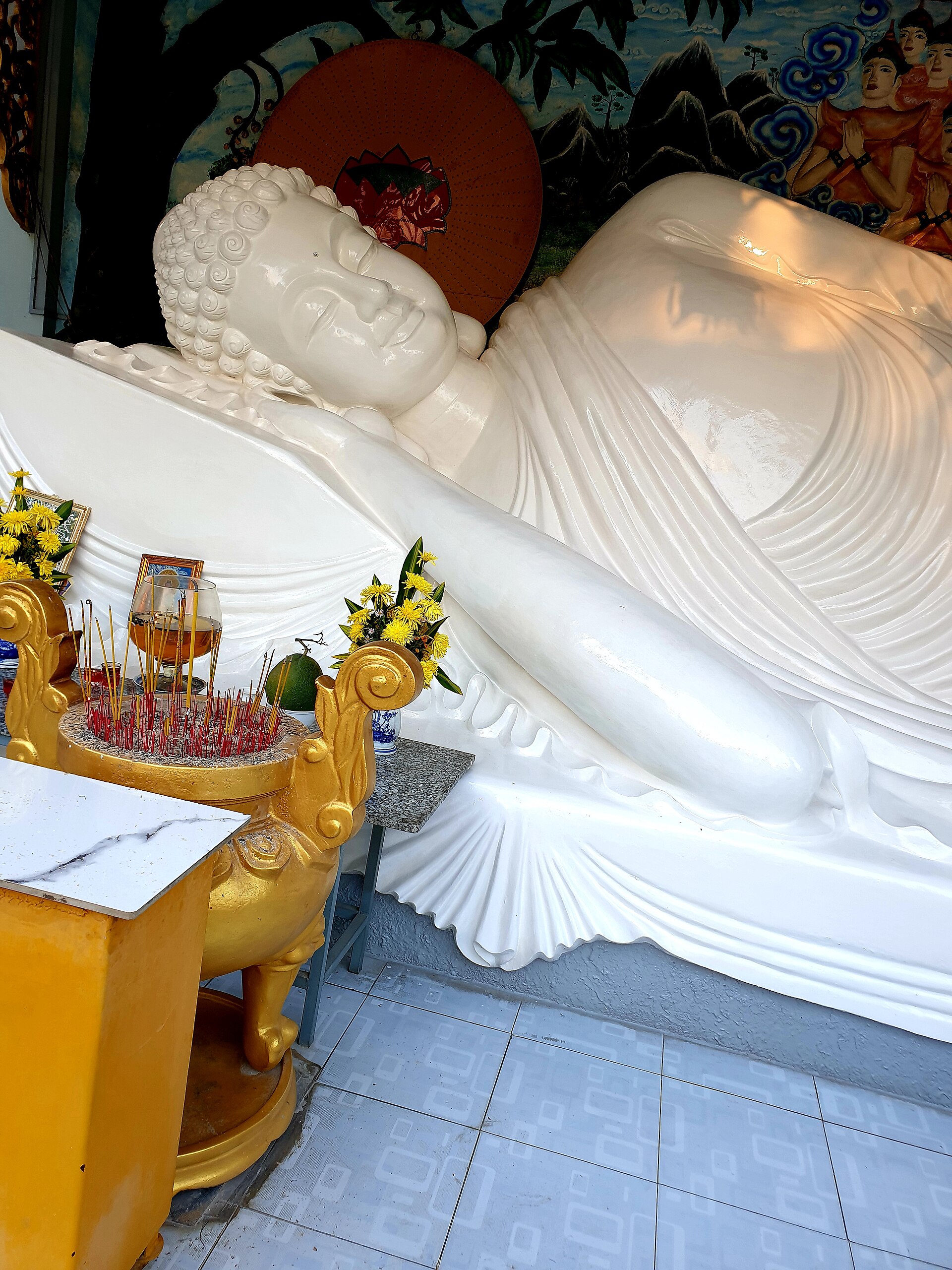 Chùa Vạn Phước, Bình Tân (tượng cẩm thạch Phật nhập Niết Bàn), tháng 12 năm 2021 (4)