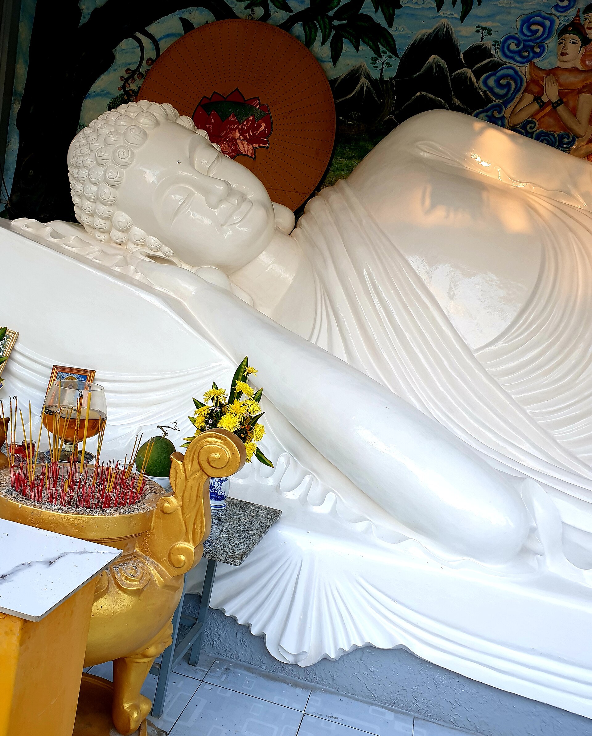 Chùa Vạn Phước, Bình Tân (tượng cẩm thạch Phật nhập Niết Bàn), tháng 12 năm 2021 (5)