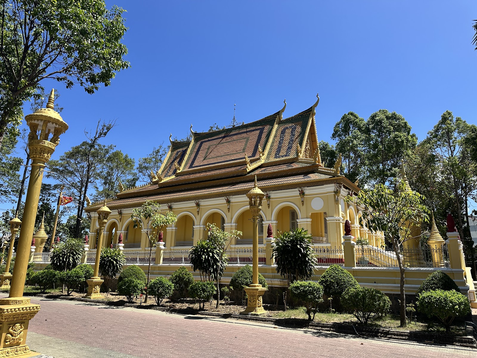 Chùa Khmer Kampong Ông Mẹt