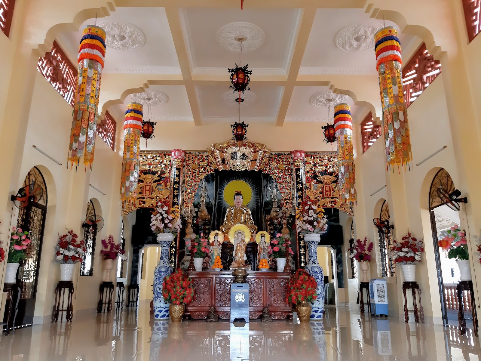 Chùa Pháp Bảo