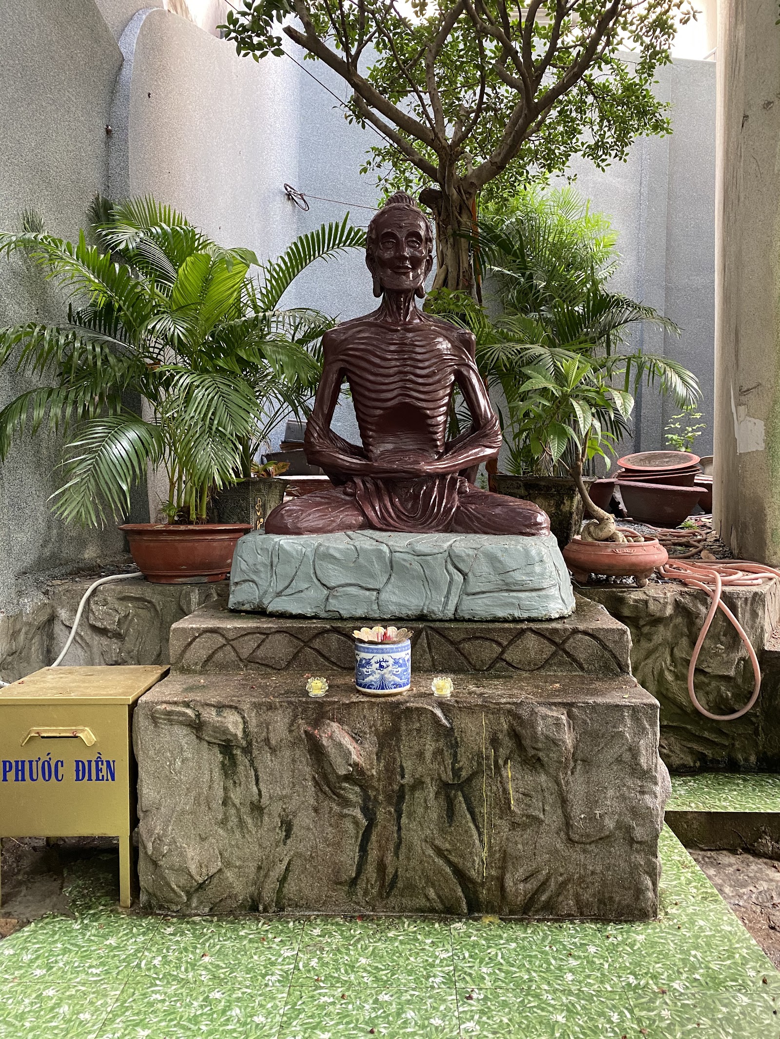 Chùa Phật Bảo (Theravāda)