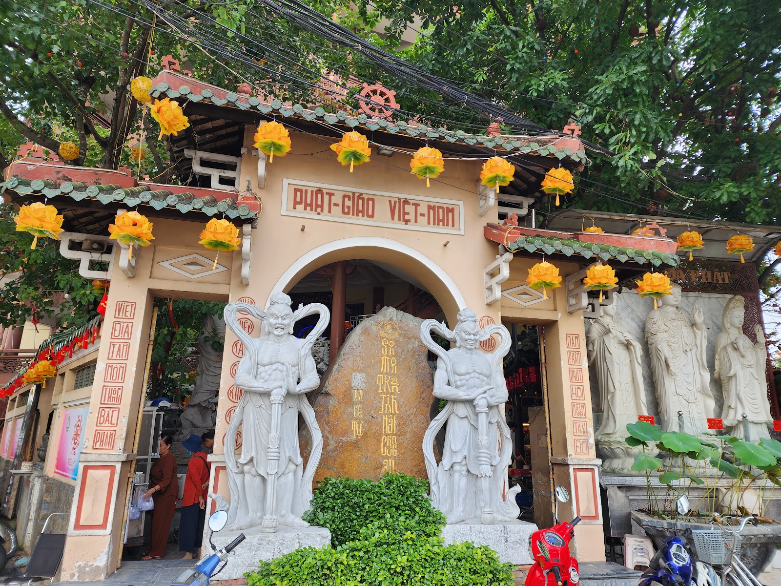 Chùa PHẬT HỌC