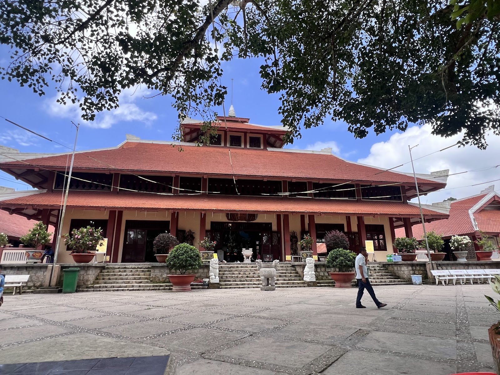 Chùa Phật Lớn
