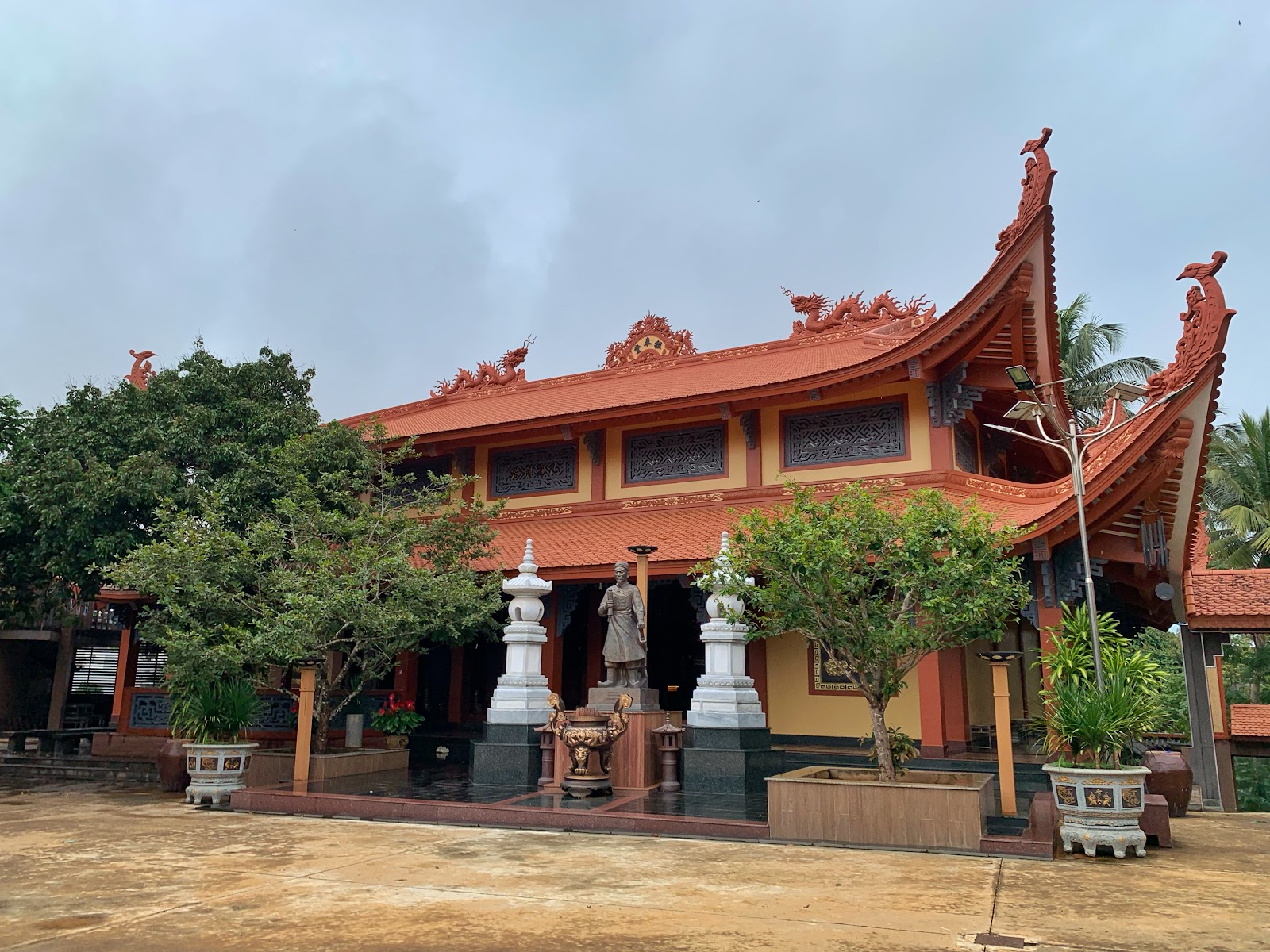 Chùa Phổ Minh