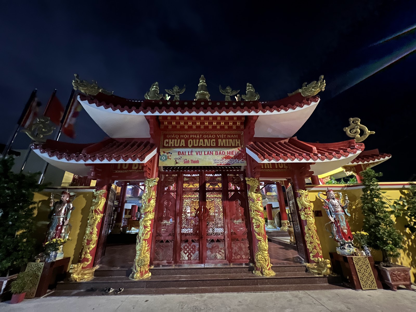 Chùa Quang Minh Quận 7