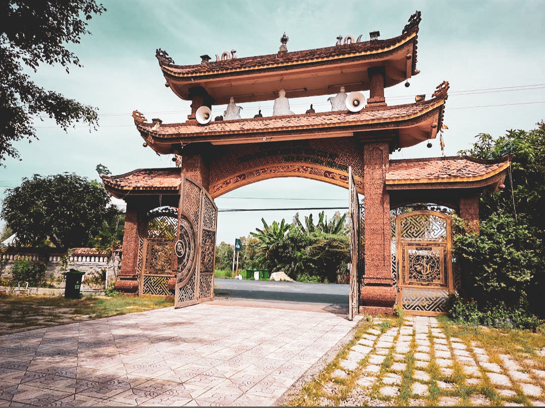 Chùa Quê Hương