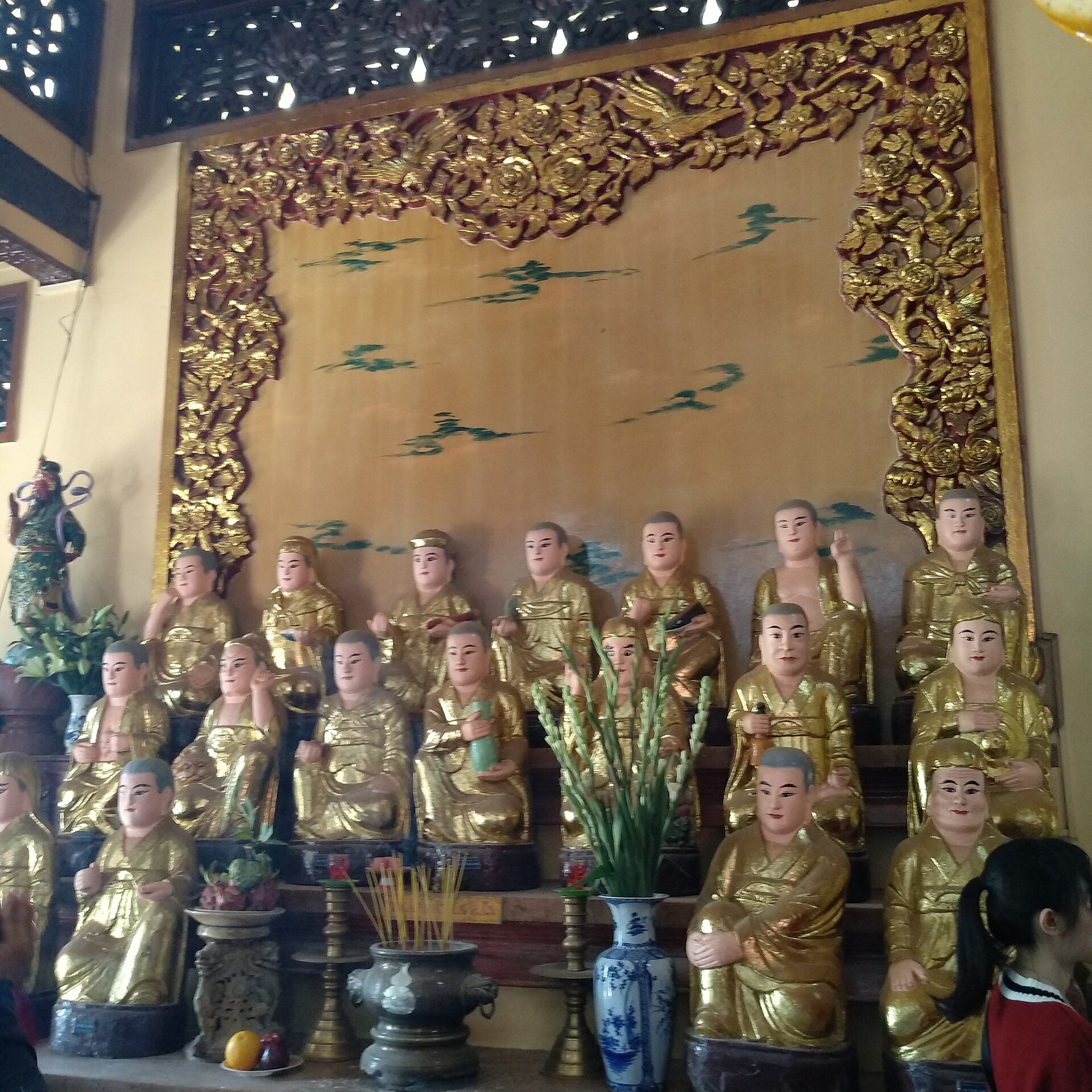 Chùa Linh Sơn Tiên Thạch - Thập Bát La hán