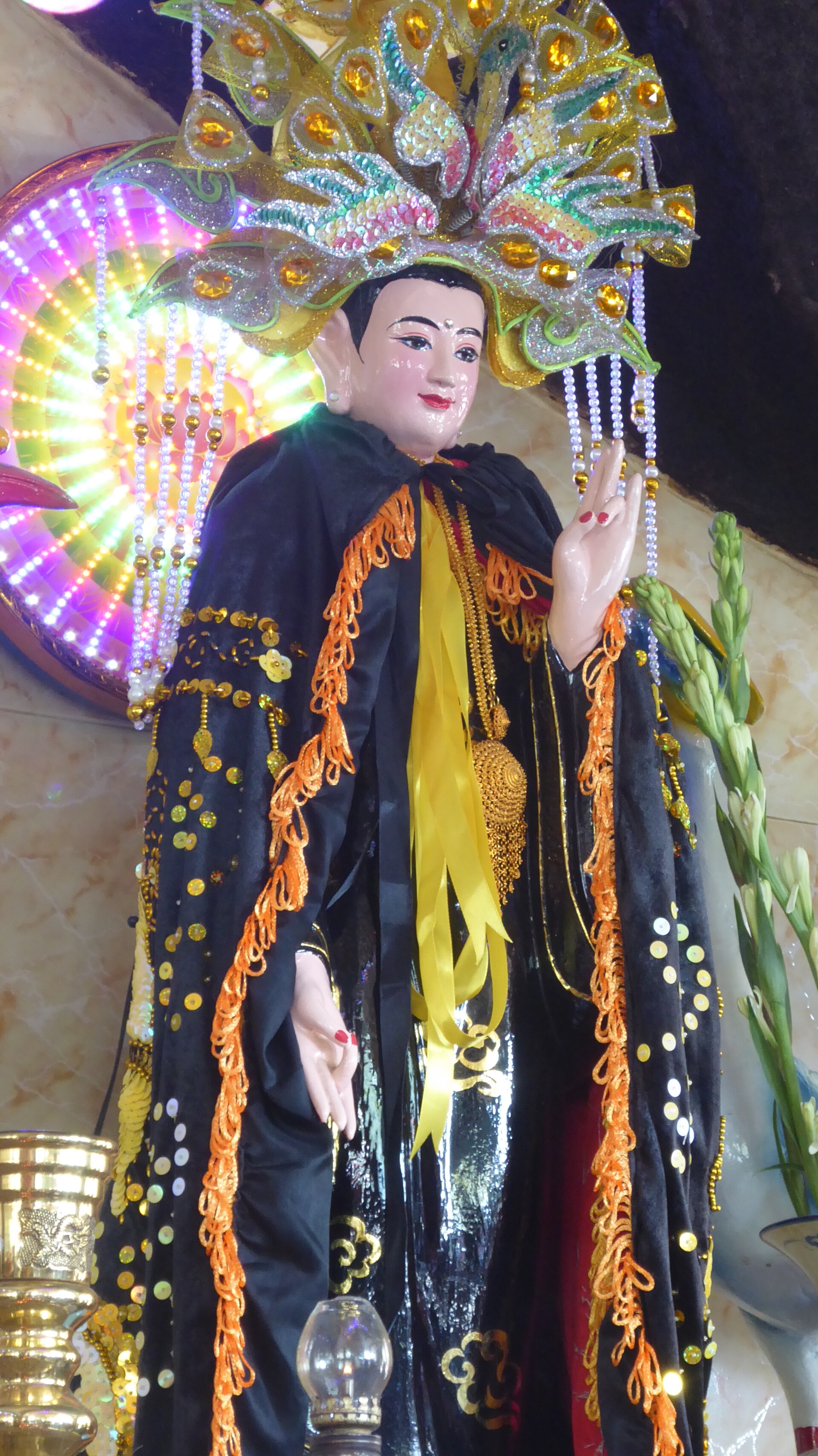 Chùa Linh Sơn Tiên Thạch - Diêu Trì Kim Mẫu