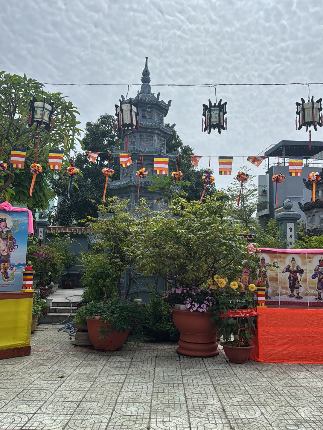 Chùa Sư nữ Bảo Quang