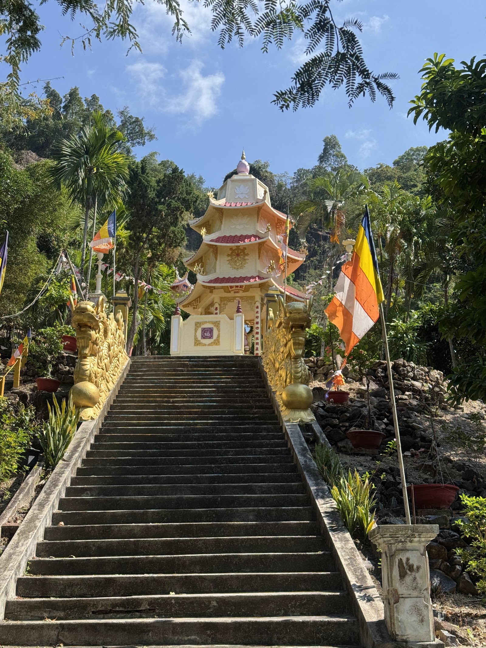 Chùa Suối Đổ