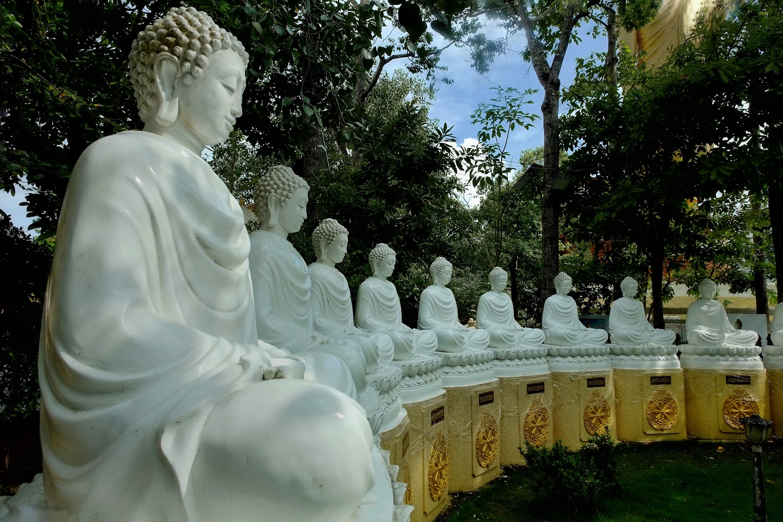 Pháp Bảo Tự - Theravāda