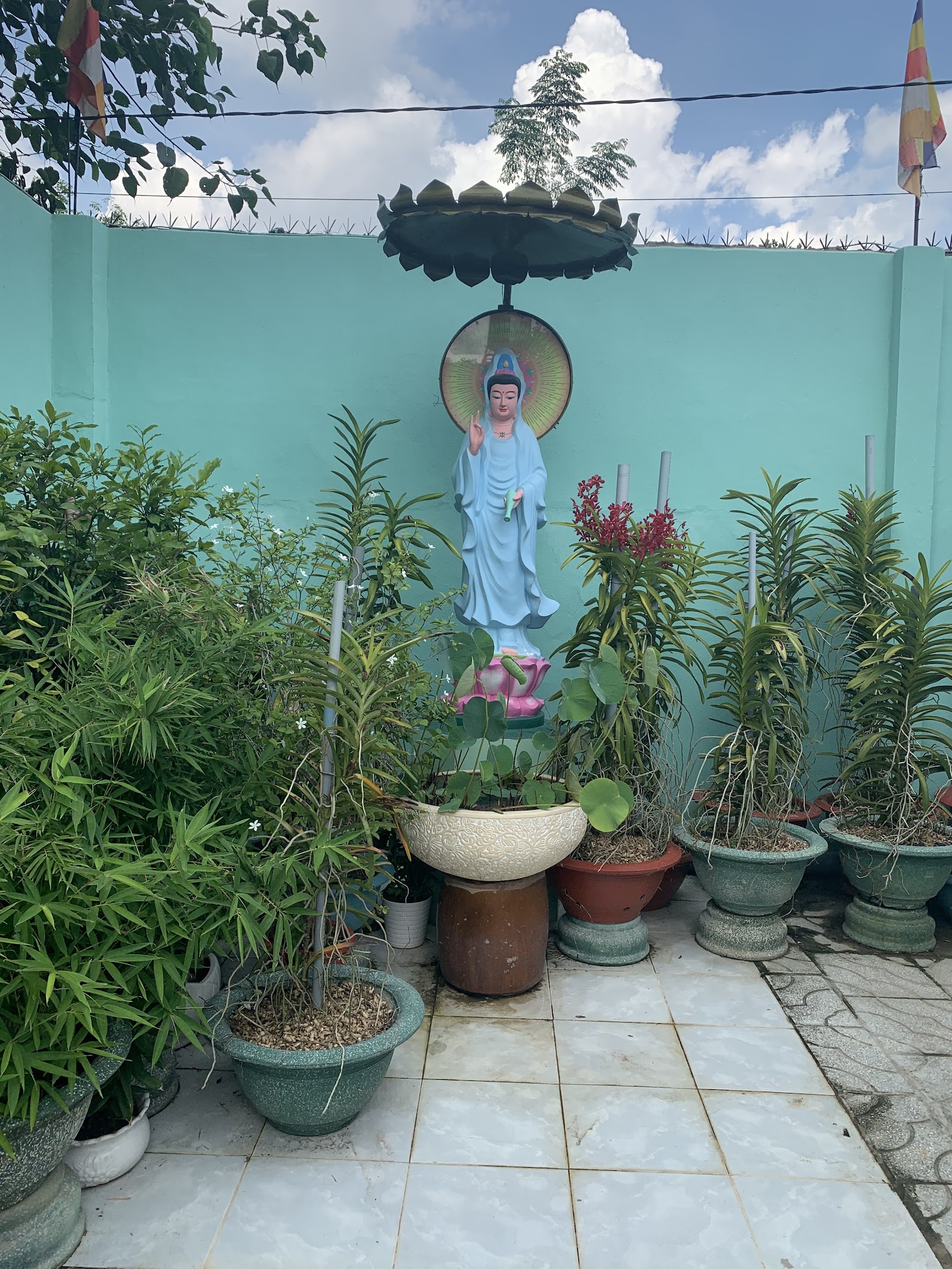 Chùa Thầy Nhuận Từ